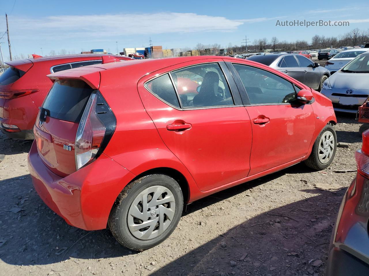 2016 Toyota Prius C  Red vin: JTDKDTB38G1125614