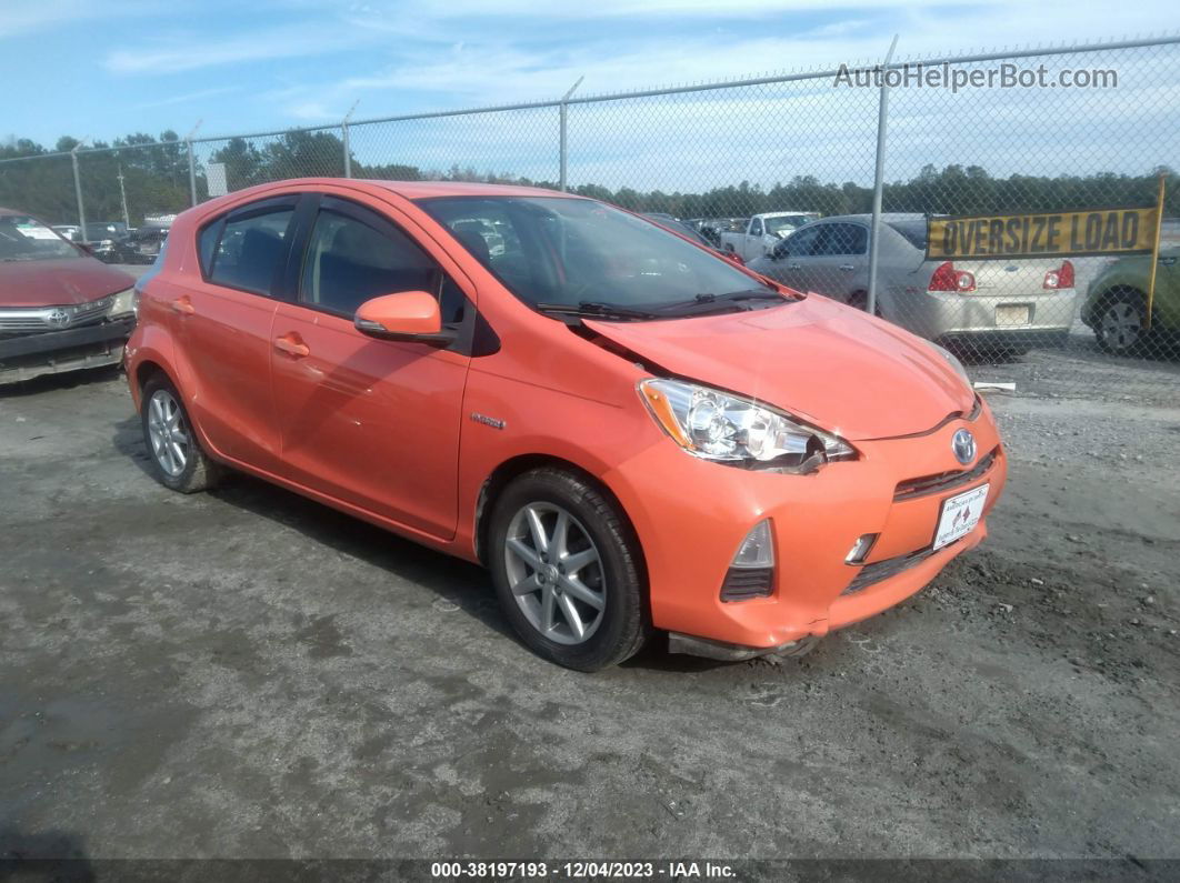 2014 Toyota Prius C Three Orange vin: JTDKDTB39E1069180