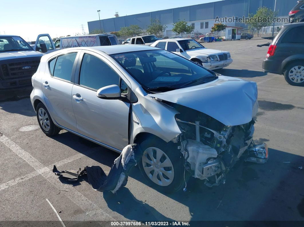 2014 Toyota Prius C Three White vin: JTDKDTB39E1085282