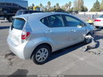 2014 Toyota Prius C Three Белый vin: JTDKDTB39E1085282