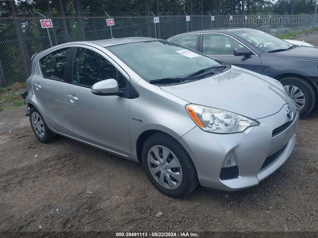 2014 Toyota Prius C Three Silver vin: JTDKDTB39E1557710