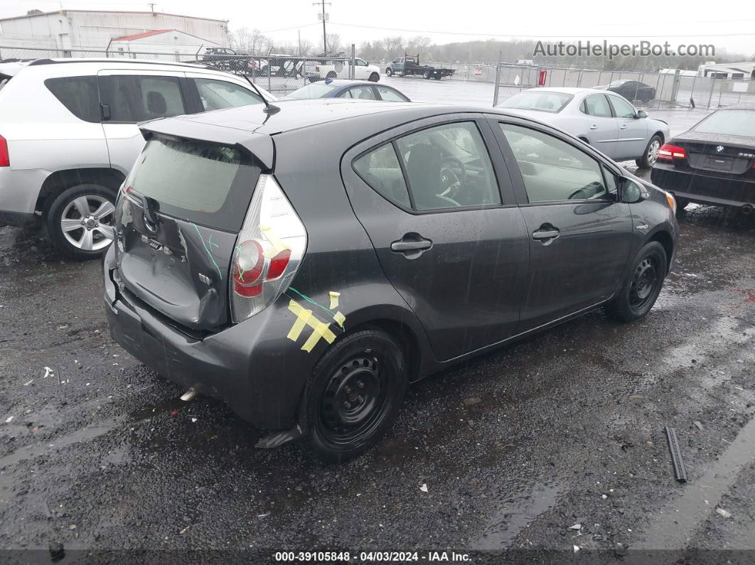 2014 Toyota Prius C   Серый vin: JTDKDTB39E1571574