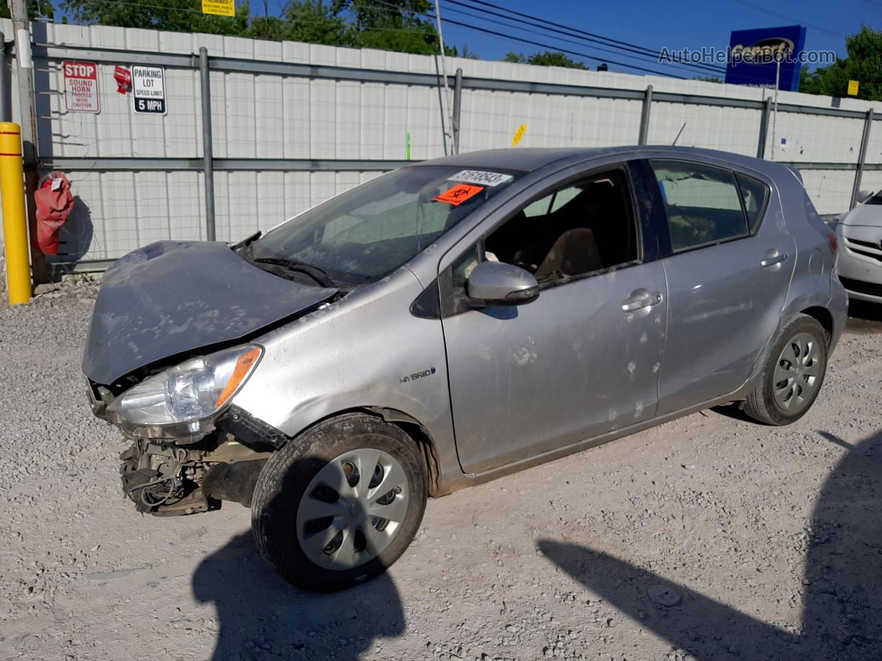 2014 Toyota Prius C  Silver vin: JTDKDTB3XE1076171