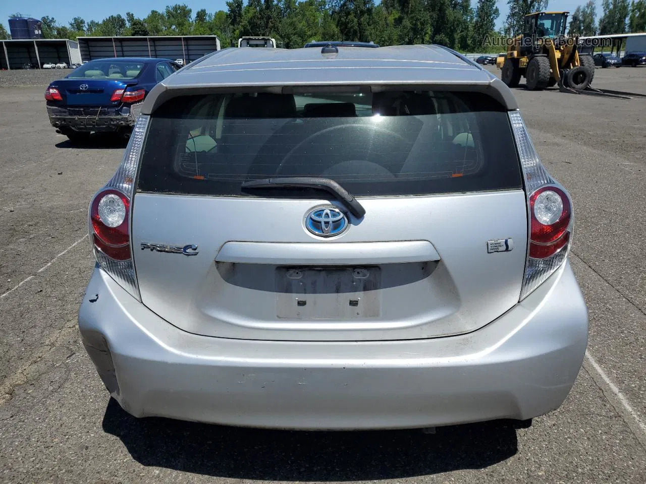 2014 Toyota Prius C  Silver vin: JTDKDTB3XE1566352