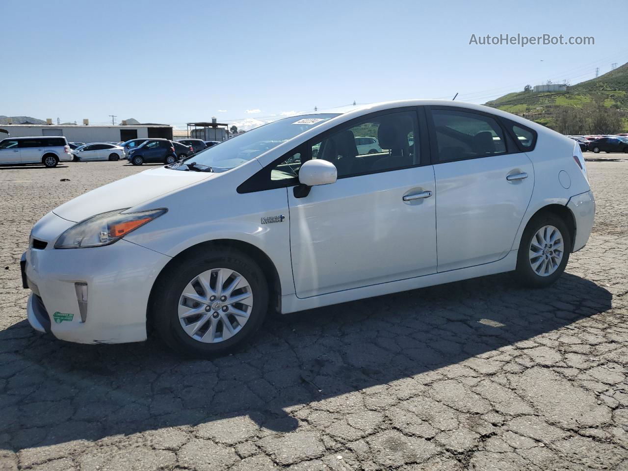 2013 Toyota Prius Plug-in  White vin: JTDKN3DP0D3037931