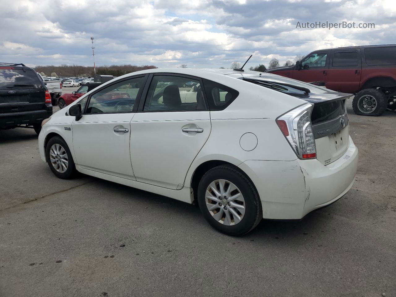 2013 Toyota Prius Plug-in  White vin: JTDKN3DP1D3045326