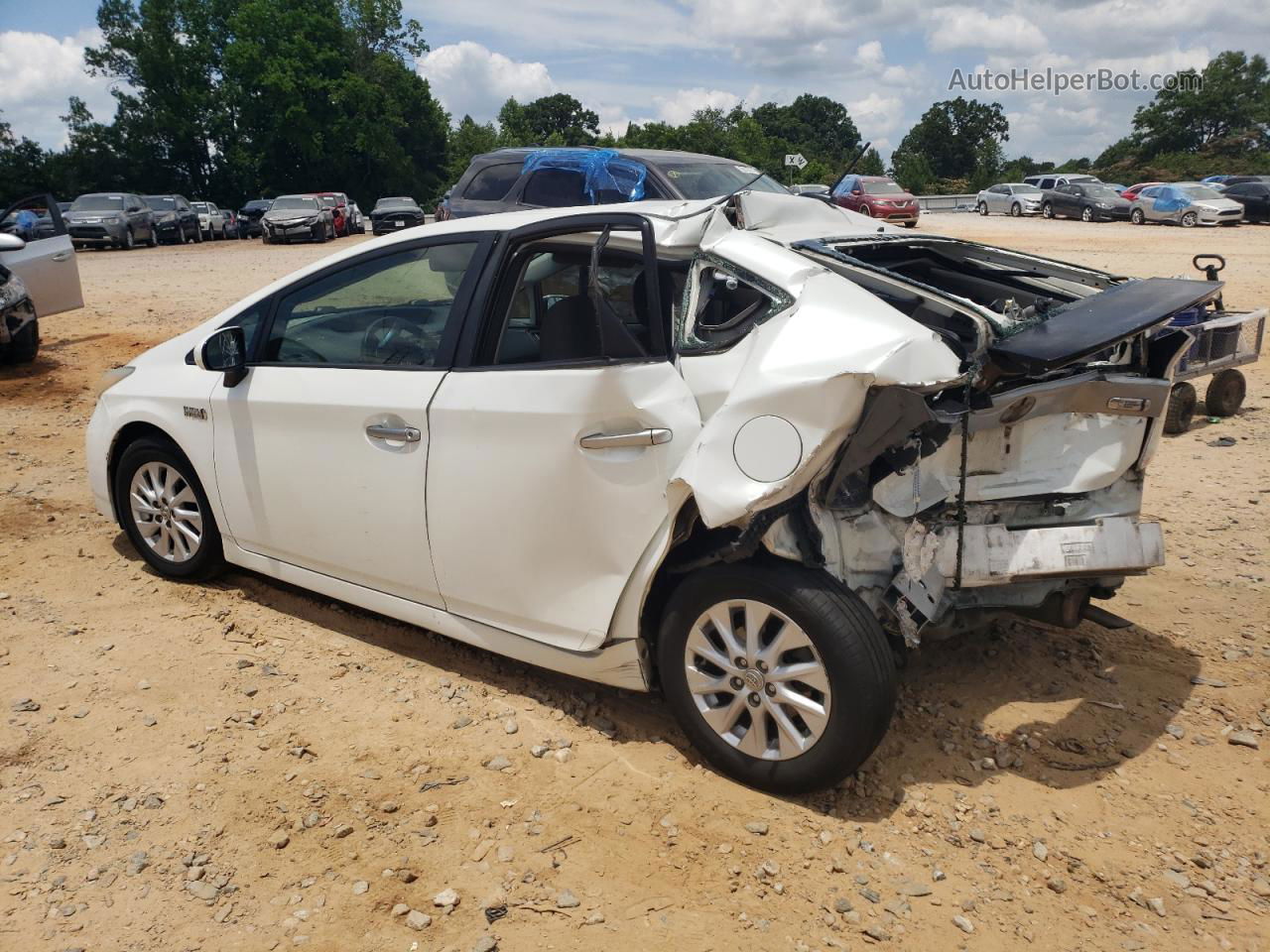 2013 Toyota Prius Plug-in  White vin: JTDKN3DP2D3039311