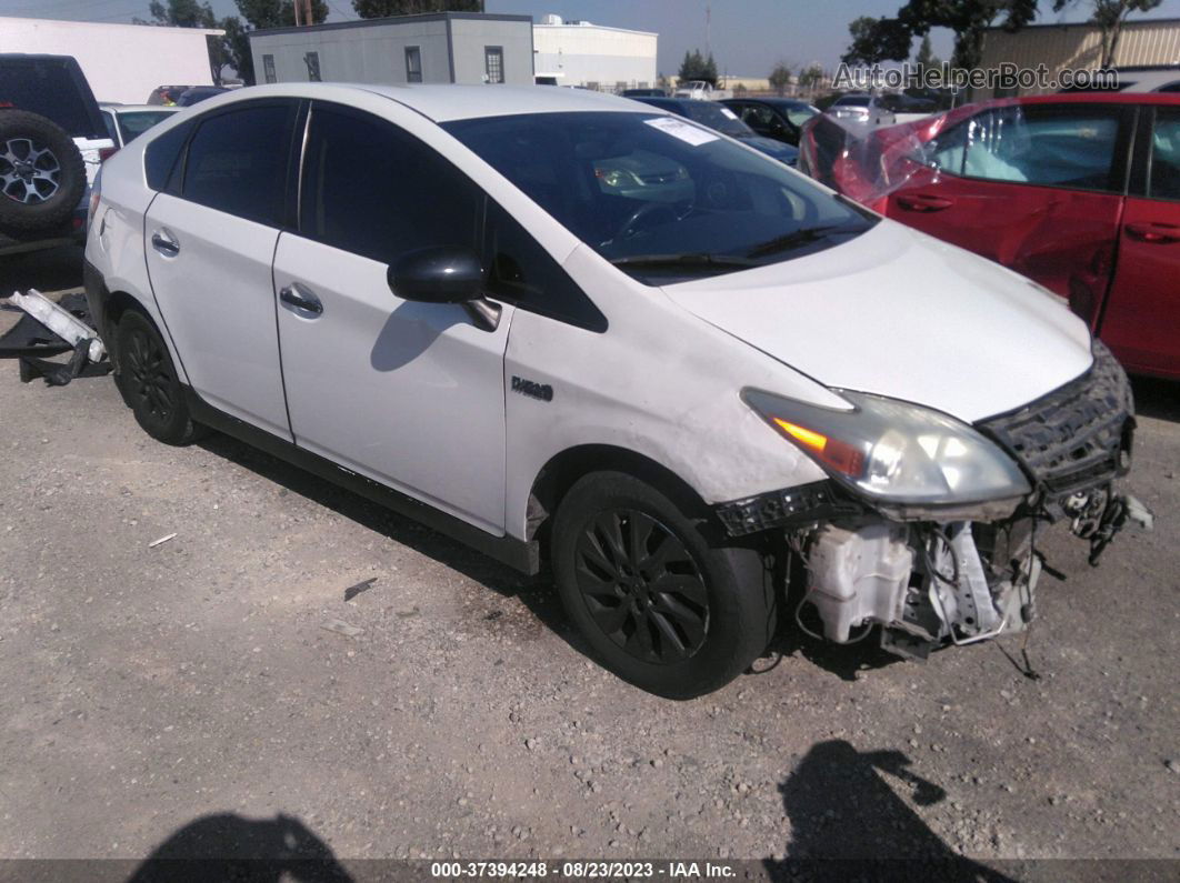 2012 Toyota Prius Plug-in   White vin: JTDKN3DP5C3022355