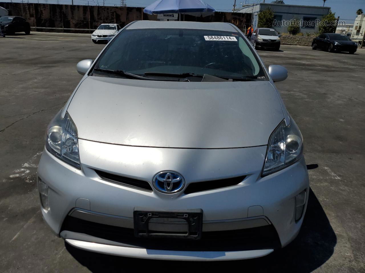 2014 Toyota Prius Plug-in  Silver vin: JTDKN3DP6E3064424