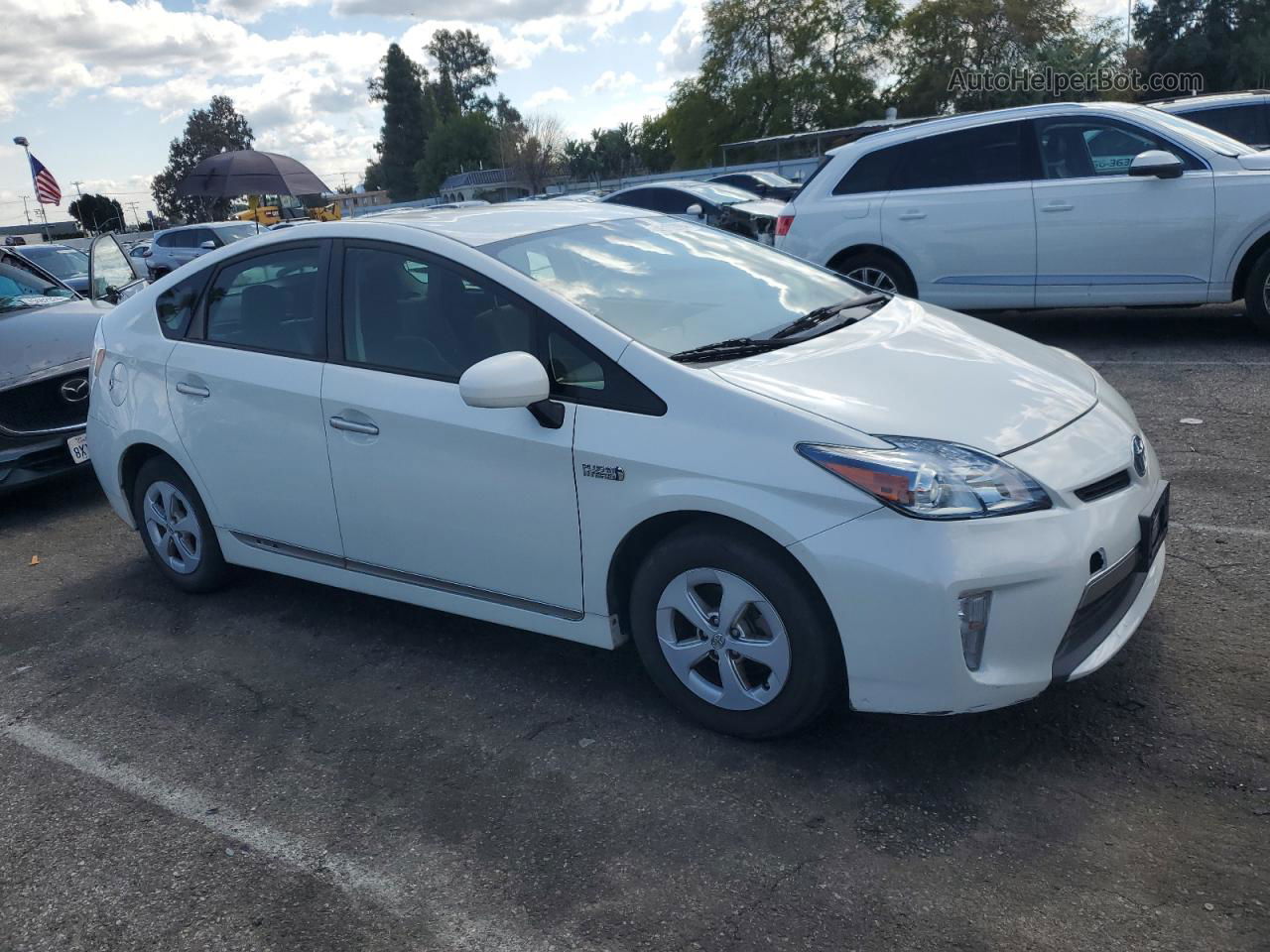 2012 Toyota Prius Plug-in  White vin: JTDKN3DP8C3004142