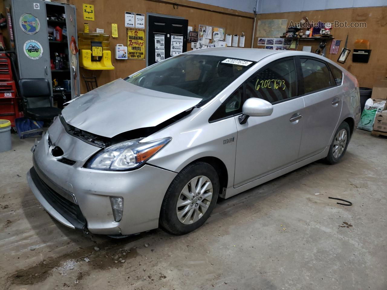 2012 Toyota Prius Plug-in  Серебряный vin: JTDKN3DP8C3010359