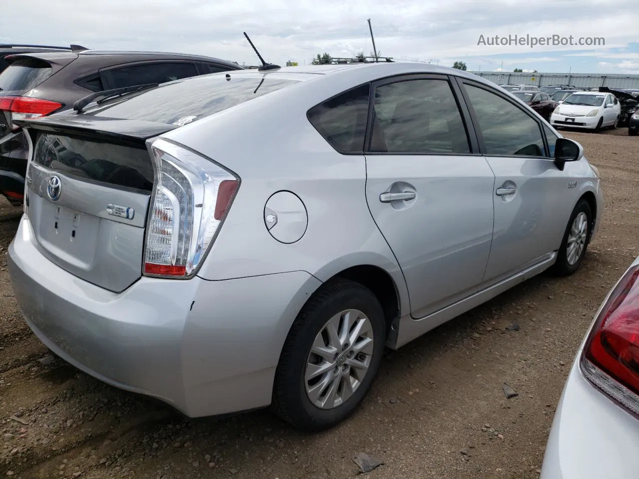 2013 Toyota Prius Plug-in  Silver vin: JTDKN3DPXD3038732