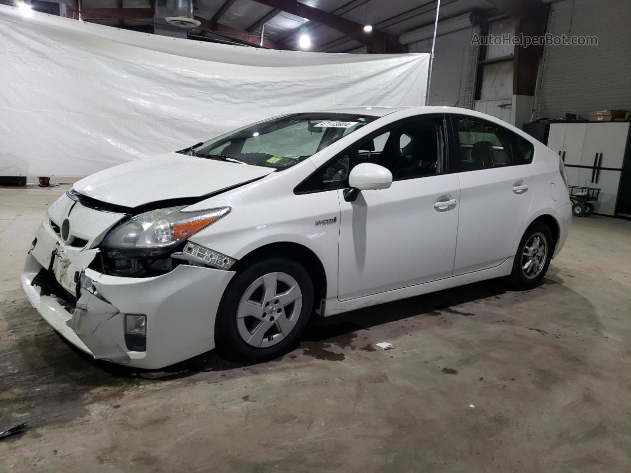 2011 Toyota Prius  Белый vin: JTDKN3DU0B0278702