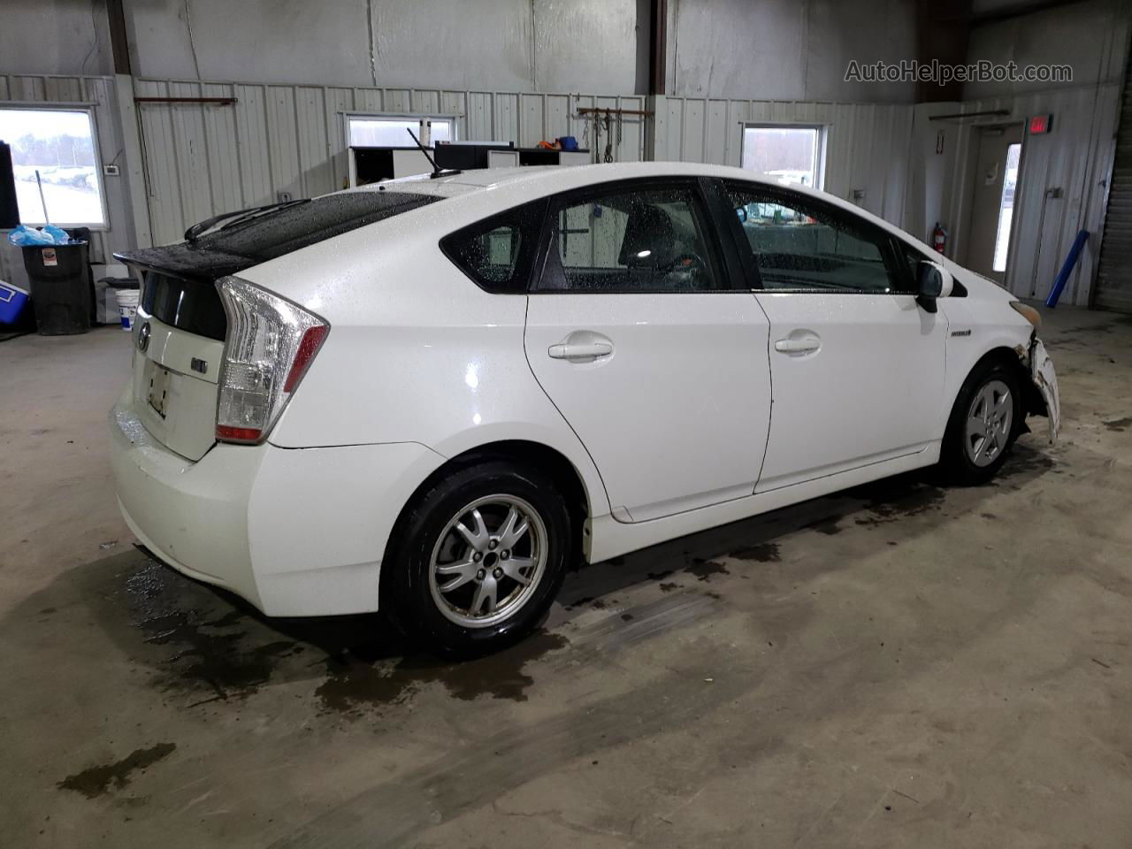 2011 Toyota Prius  White vin: JTDKN3DU0B0278702