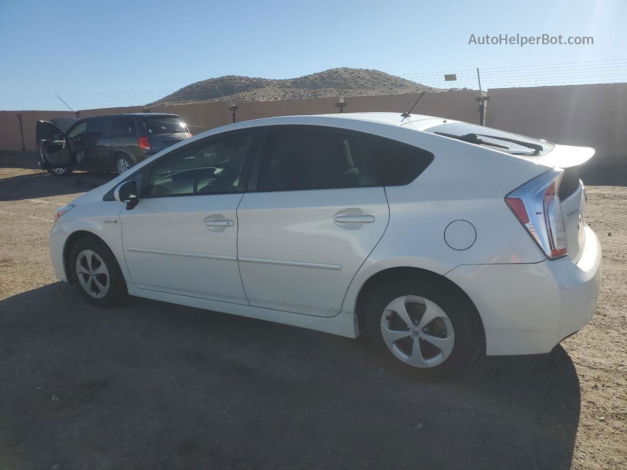 2012 Toyota Prius  White vin: JTDKN3DU0C5532462