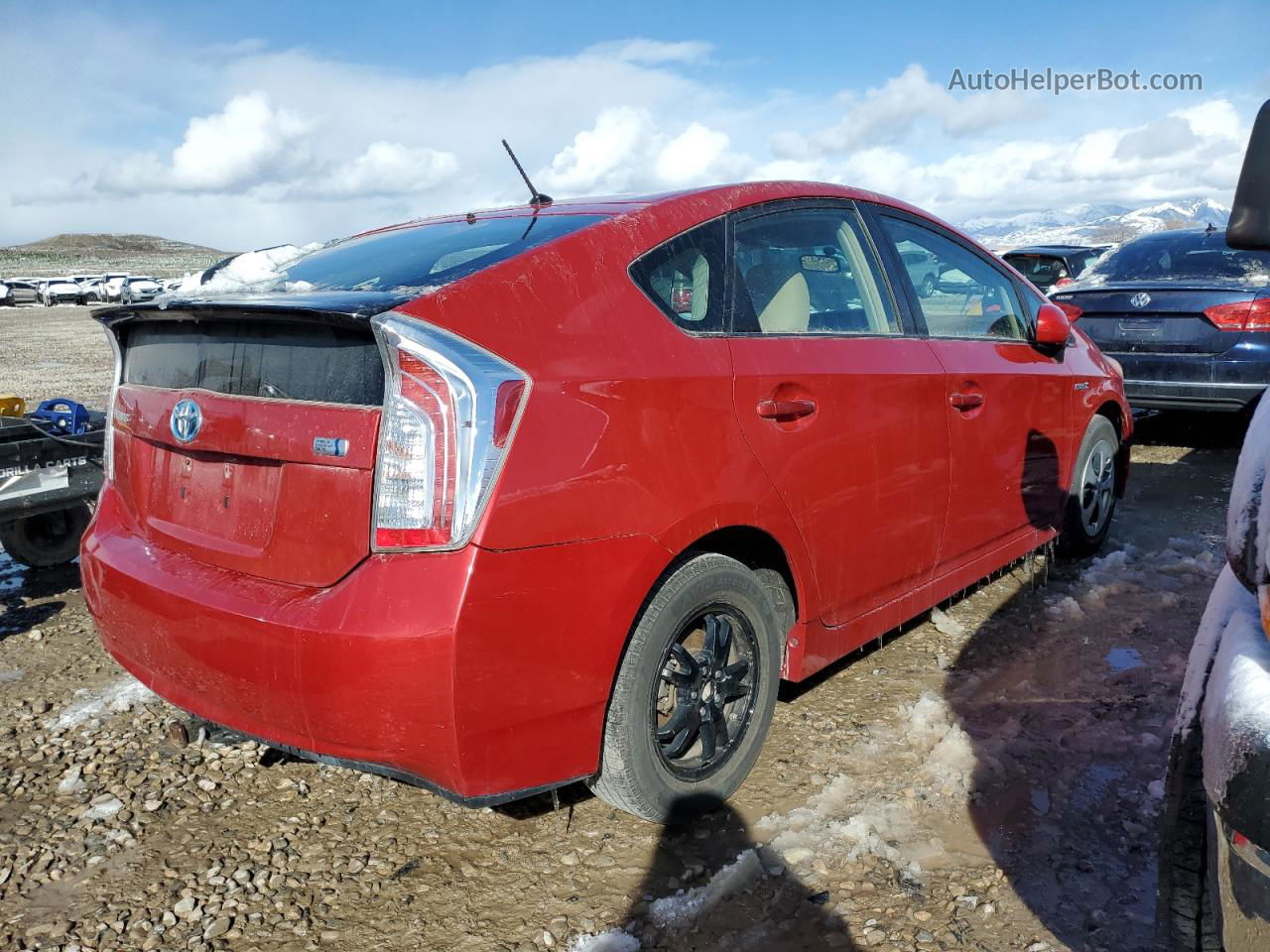 2013 Toyota Prius  Красный vin: JTDKN3DU0D0356432