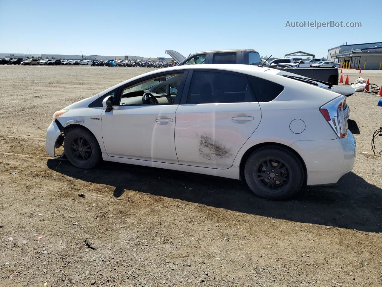 2013 Toyota Prius  White vin: JTDKN3DU0D1696528