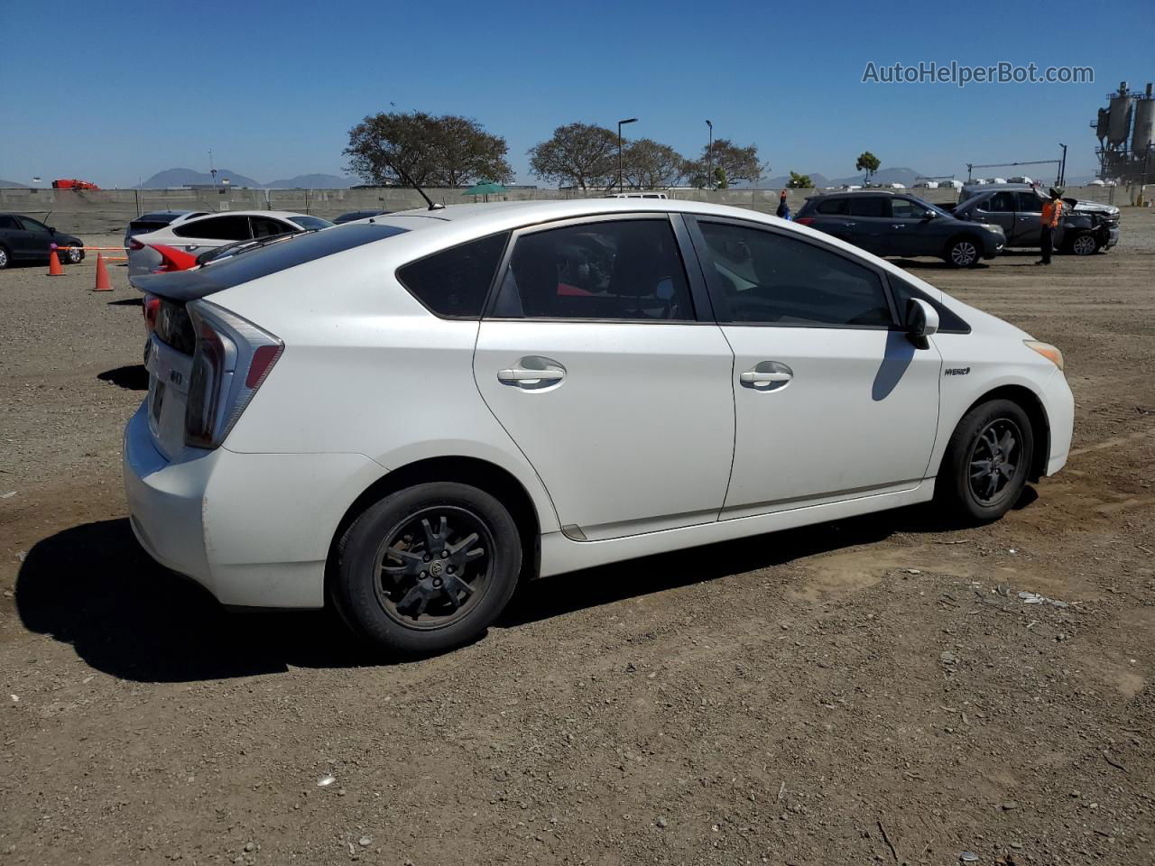 2013 Toyota Prius  White vin: JTDKN3DU0D1696528