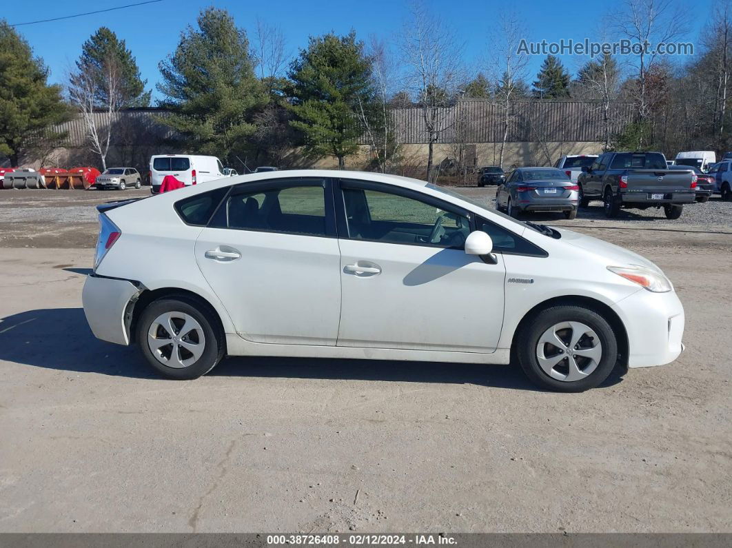 2013 Toyota Prius Two White vin: JTDKN3DU0D1711769