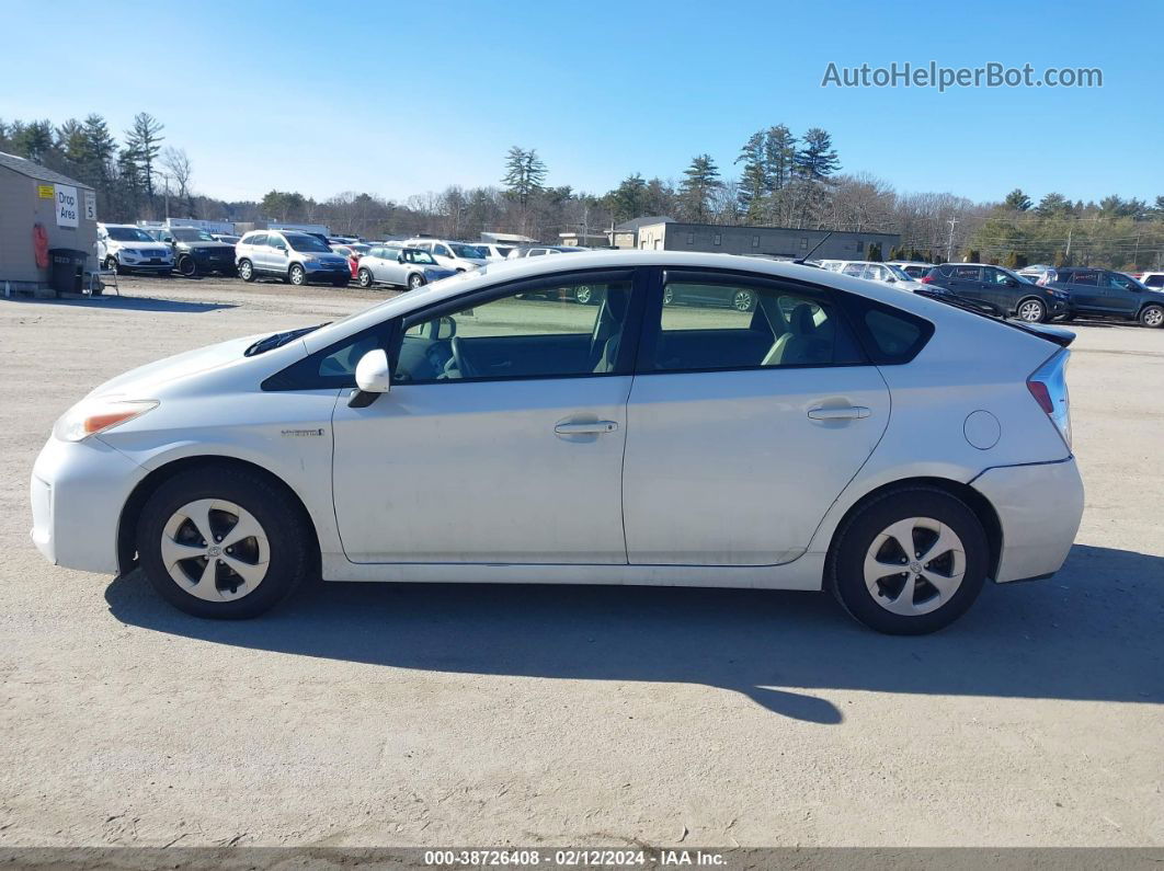 2013 Toyota Prius Two Белый vin: JTDKN3DU0D1711769