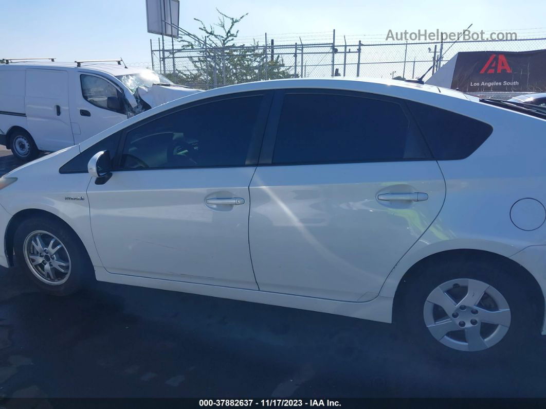 2011 Toyota Prius Two White vin: JTDKN3DU1B1394596