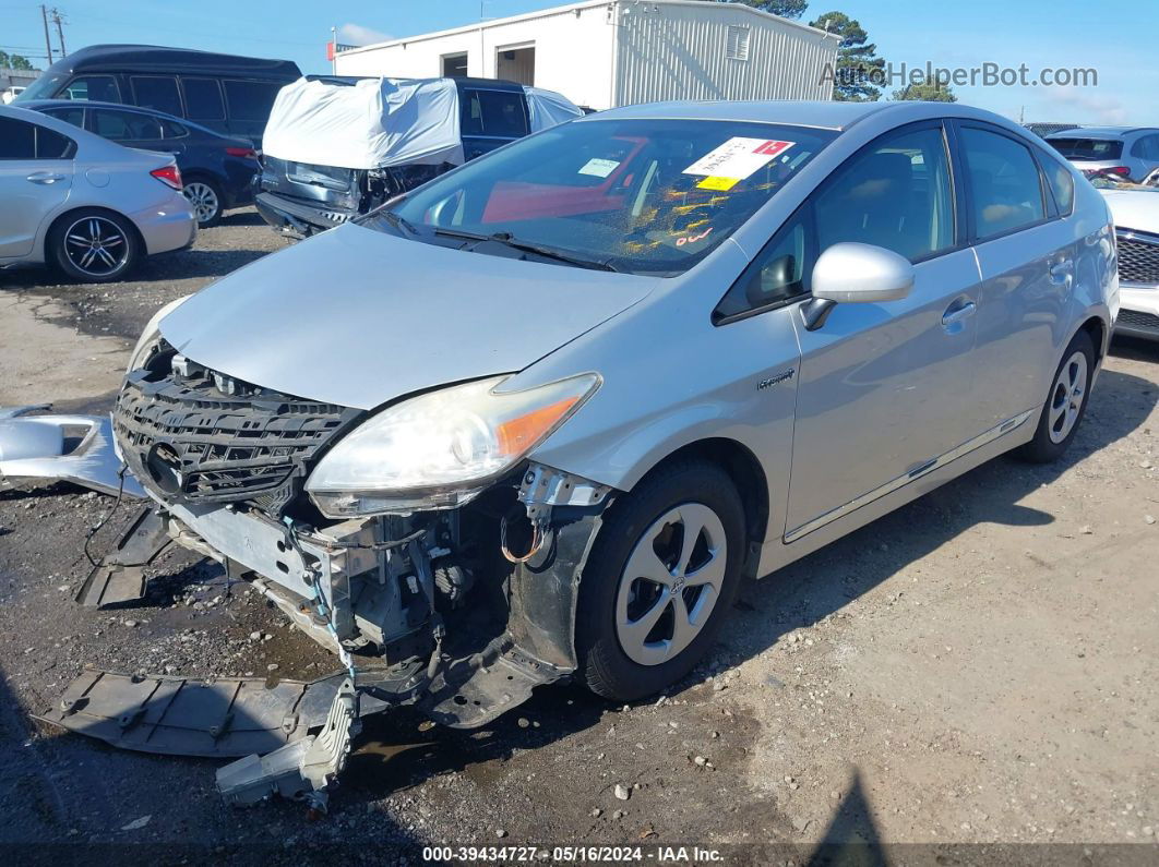 2012 Toyota Prius Two Серебряный vin: JTDKN3DU1C5505142