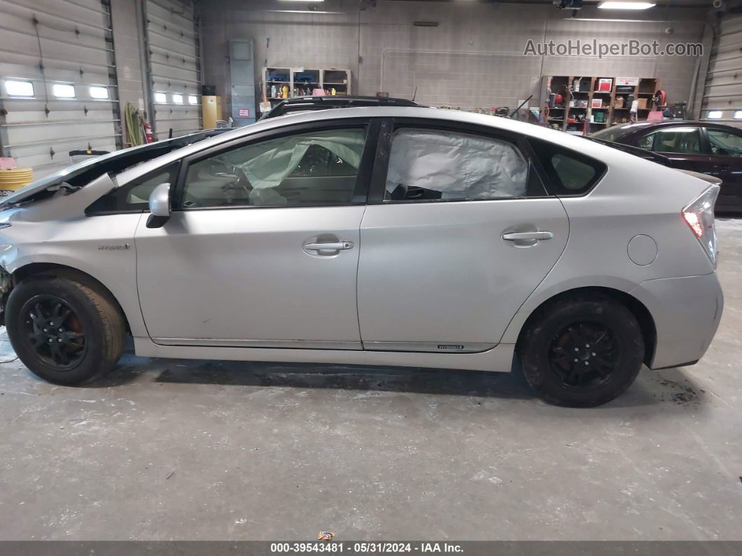 2012 Toyota Prius Two Gray vin: JTDKN3DU1C5533166