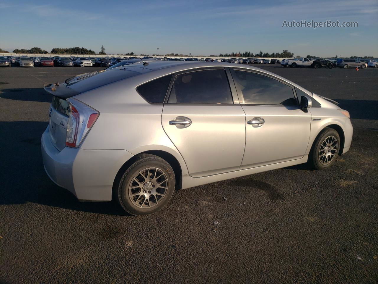 2013 Toyota Prius  Silver vin: JTDKN3DU1D5555444