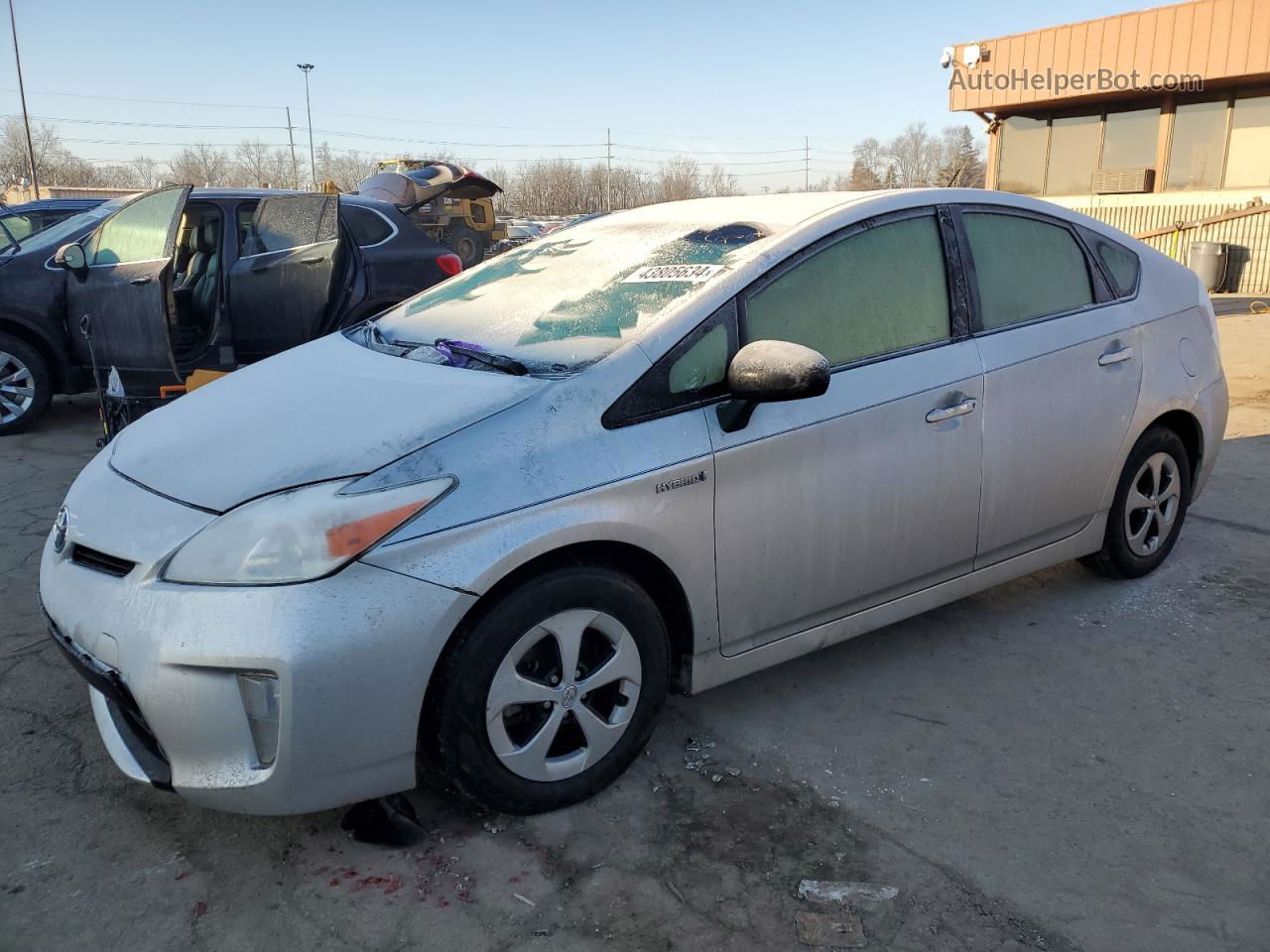 2013 Toyota Prius  Серебряный vin: JTDKN3DU1D5561521