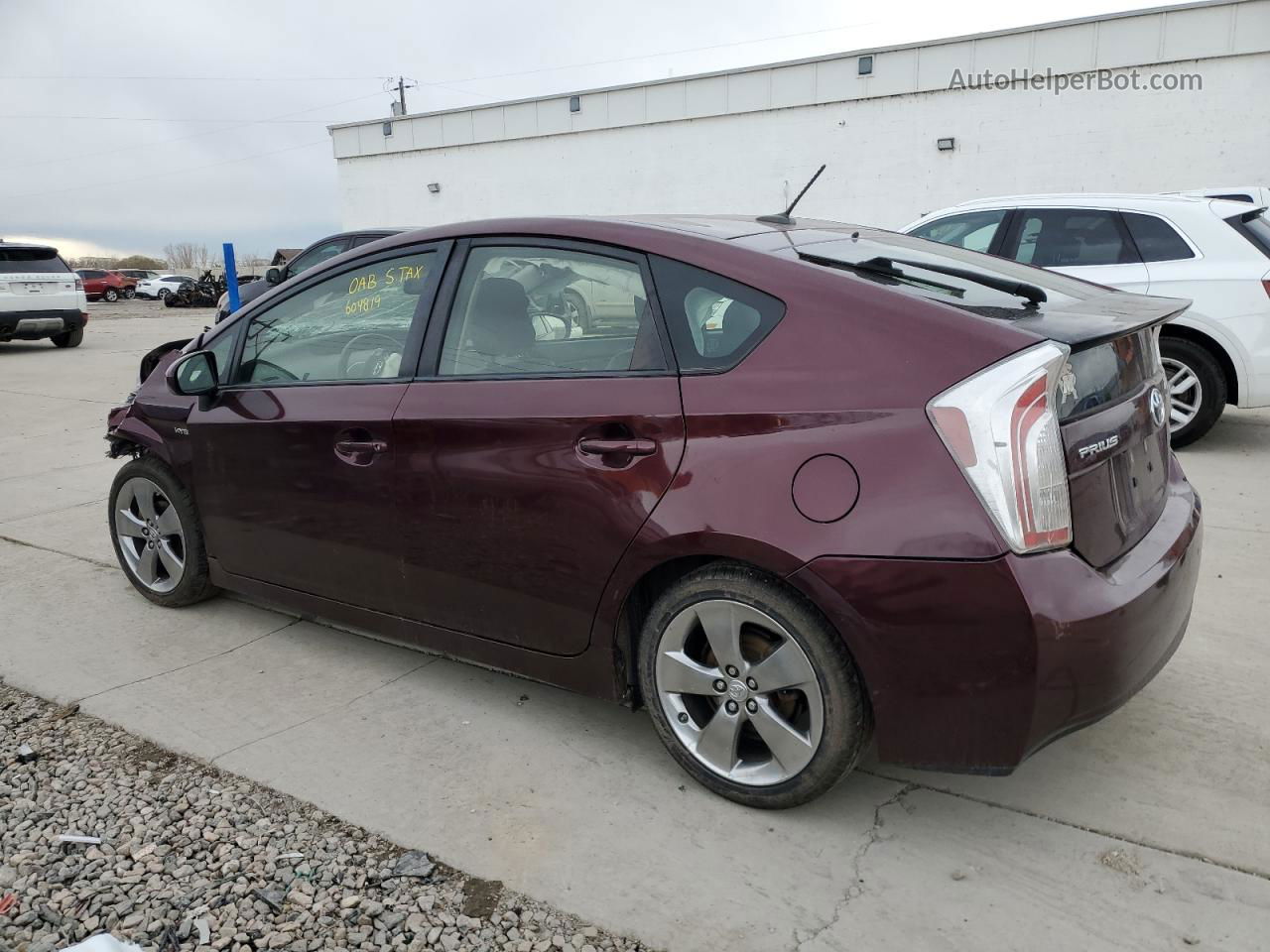 2013 Toyota Prius  Burgundy vin: JTDKN3DU1D5604819