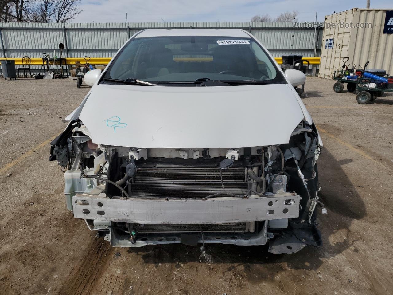 2013 Toyota Prius  Белый vin: JTDKN3DU1D5659559