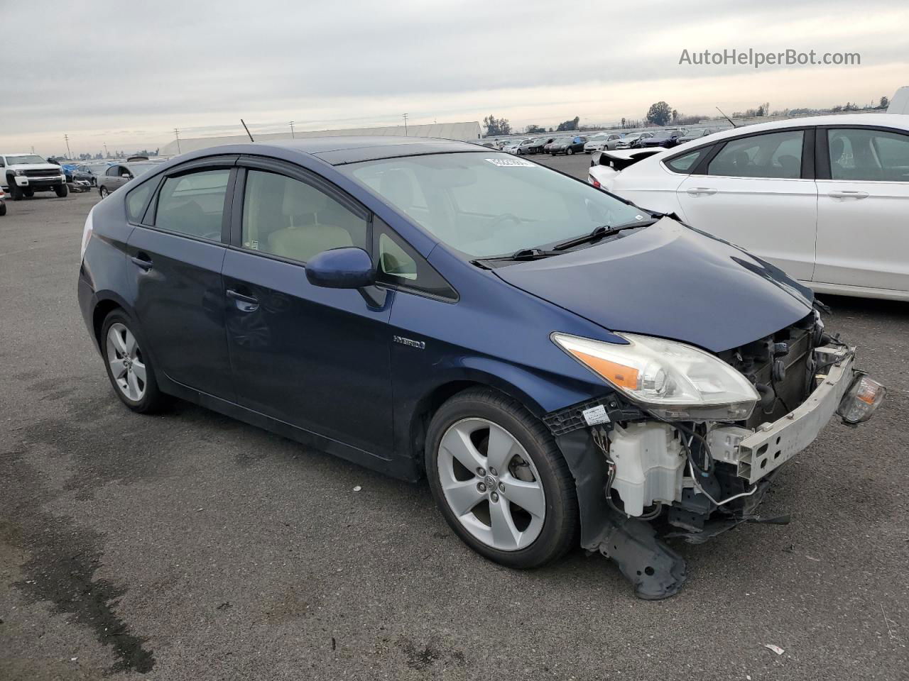 2014 Toyota Prius  Blue vin: JTDKN3DU1E1828679