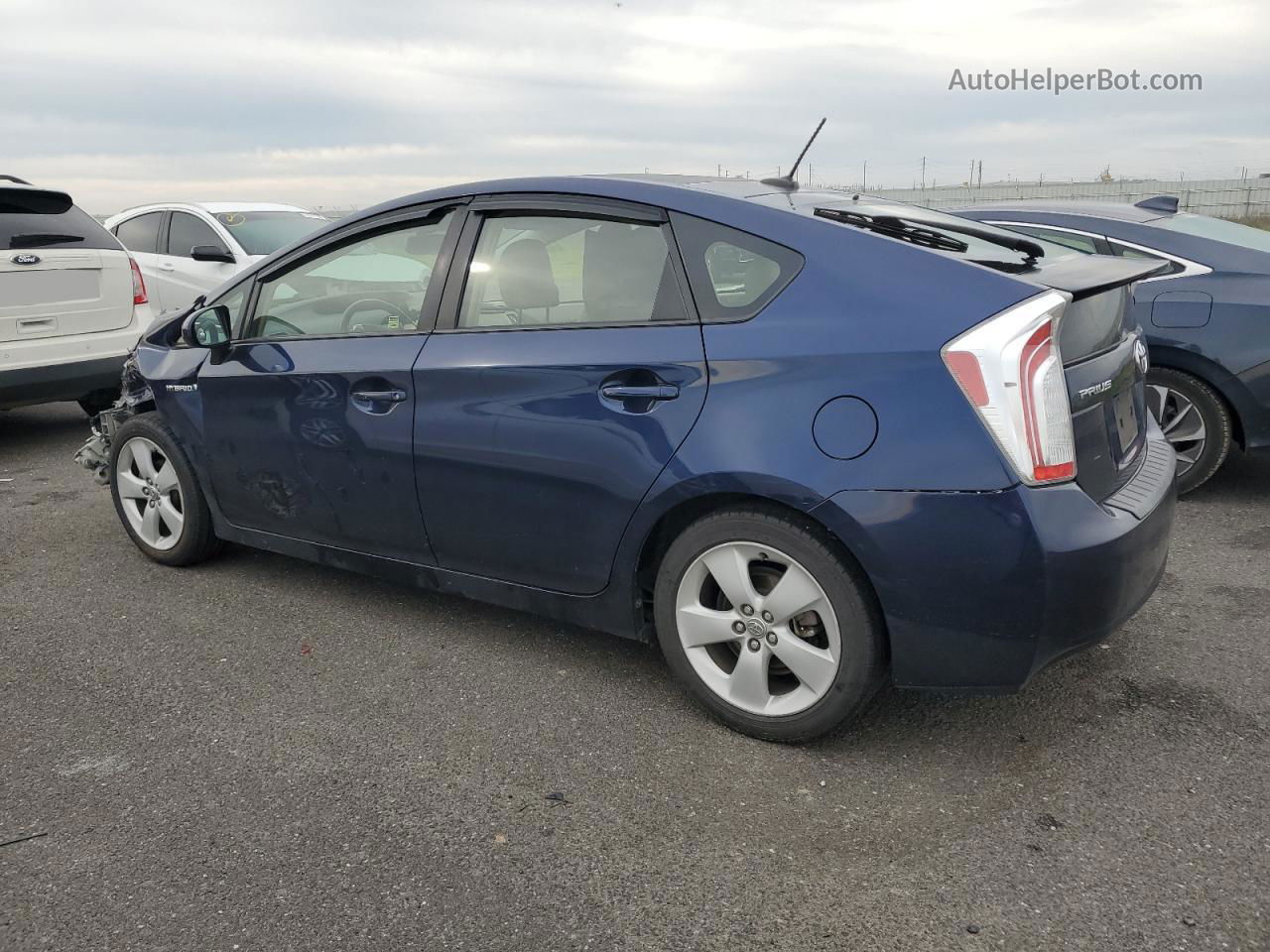 2014 Toyota Prius  Blue vin: JTDKN3DU1E1828679