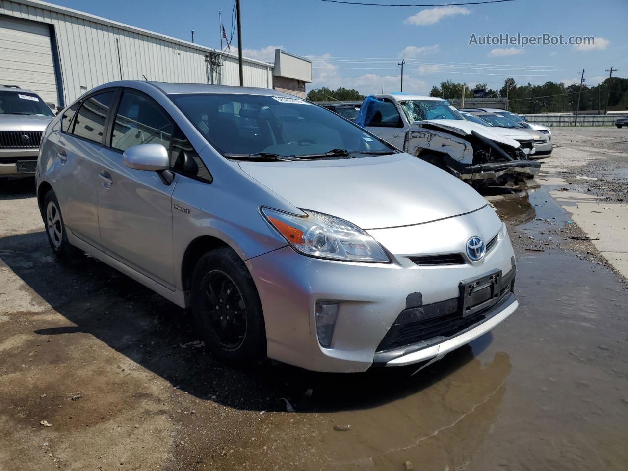 2013 Toyota Prius  Серебряный vin: JTDKN3DU2A0126158