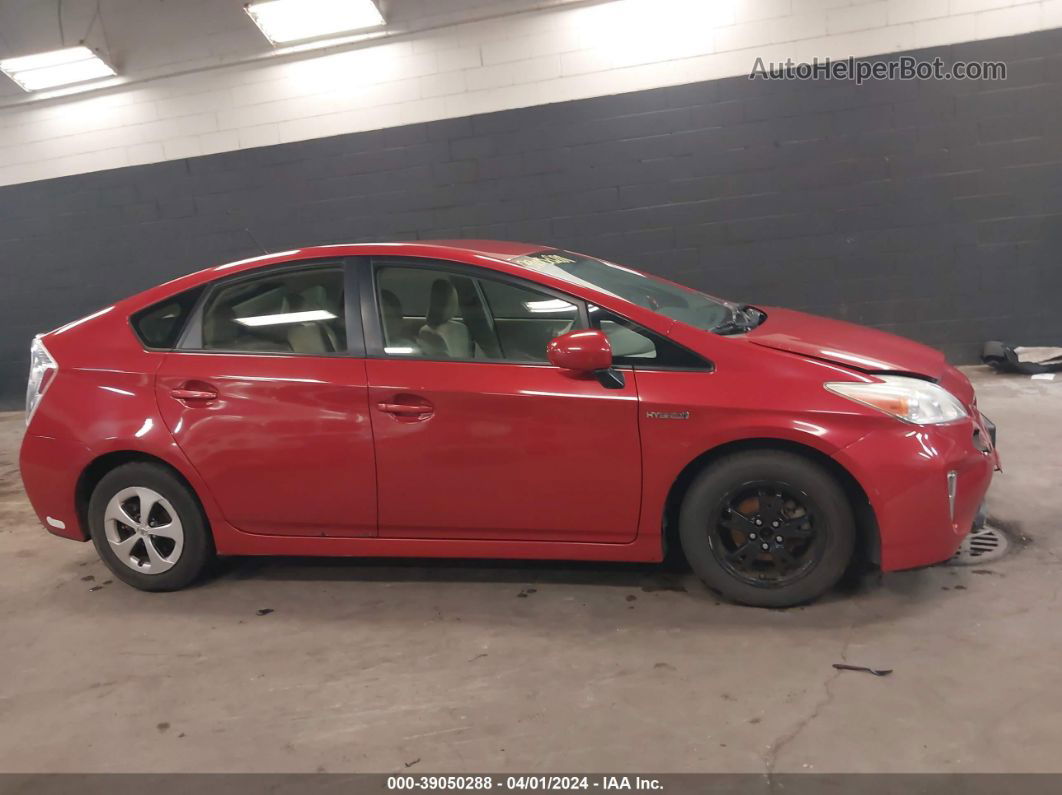 2013 Toyota Prius   Red vin: JTDKN3DU2D0347361