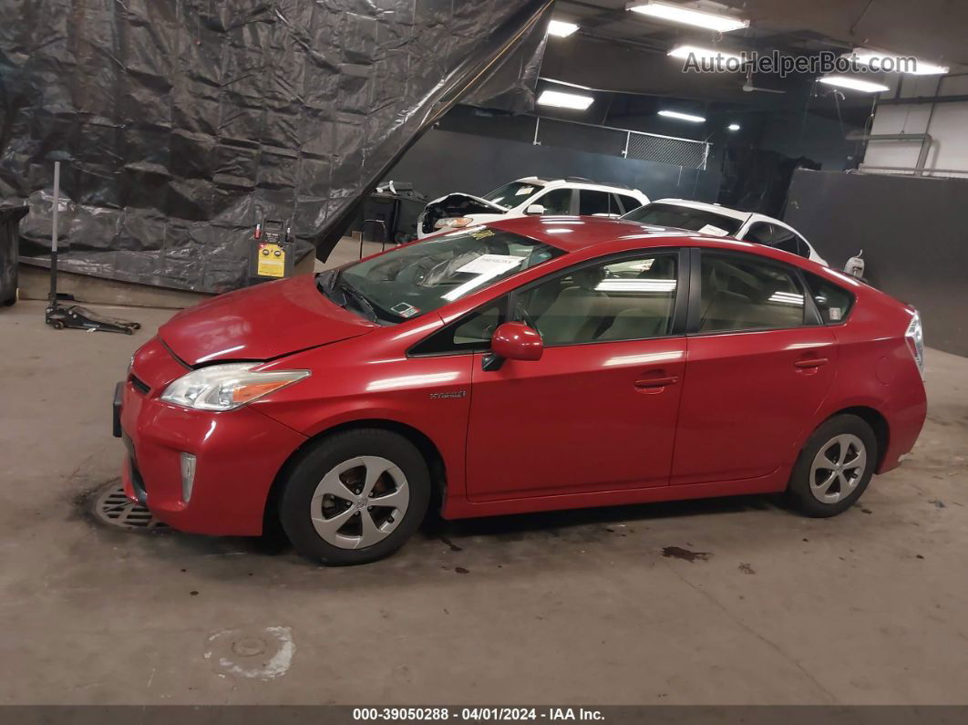 2013 Toyota Prius   Red vin: JTDKN3DU2D0347361