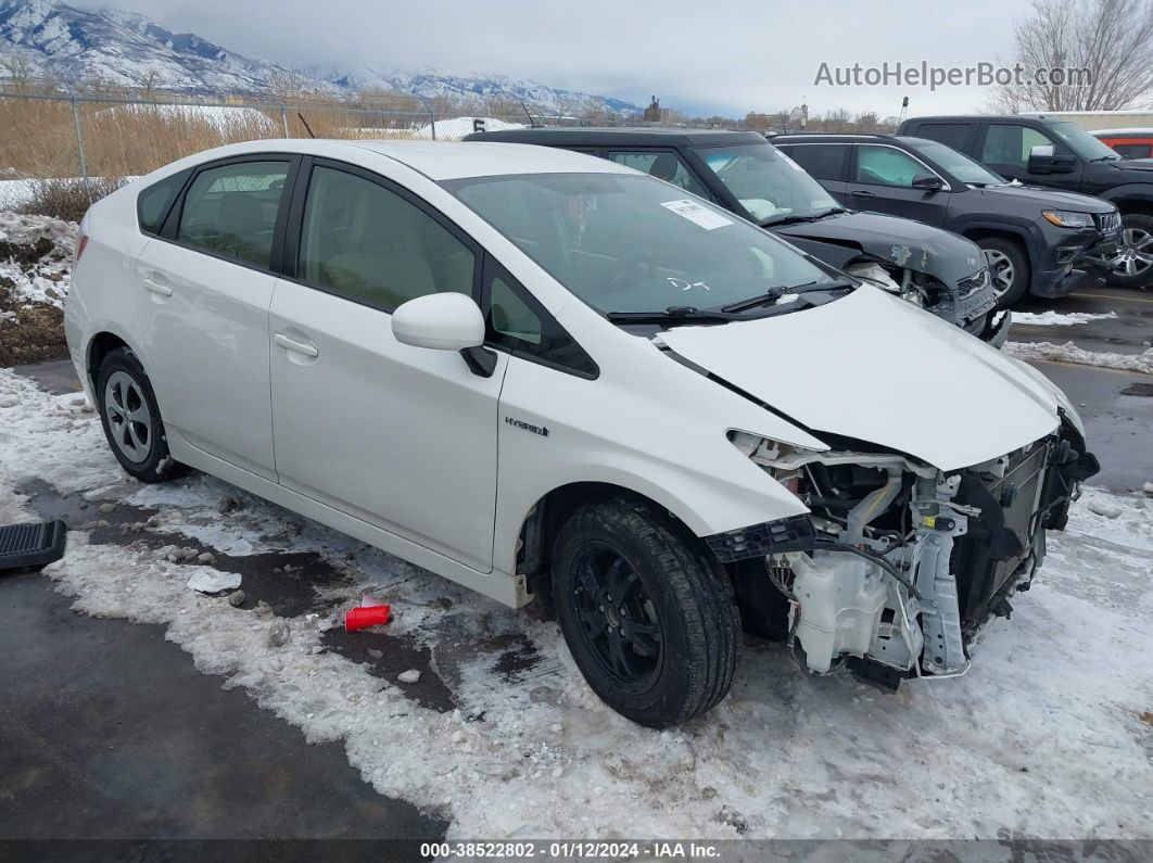 2013 Toyota Prius Two White vin: JTDKN3DU2D0353368