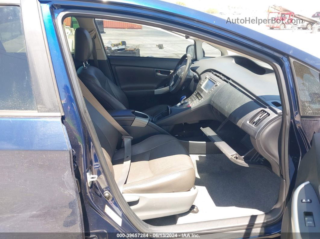 2013 Toyota Prius Two Синий vin: JTDKN3DU2D1658430