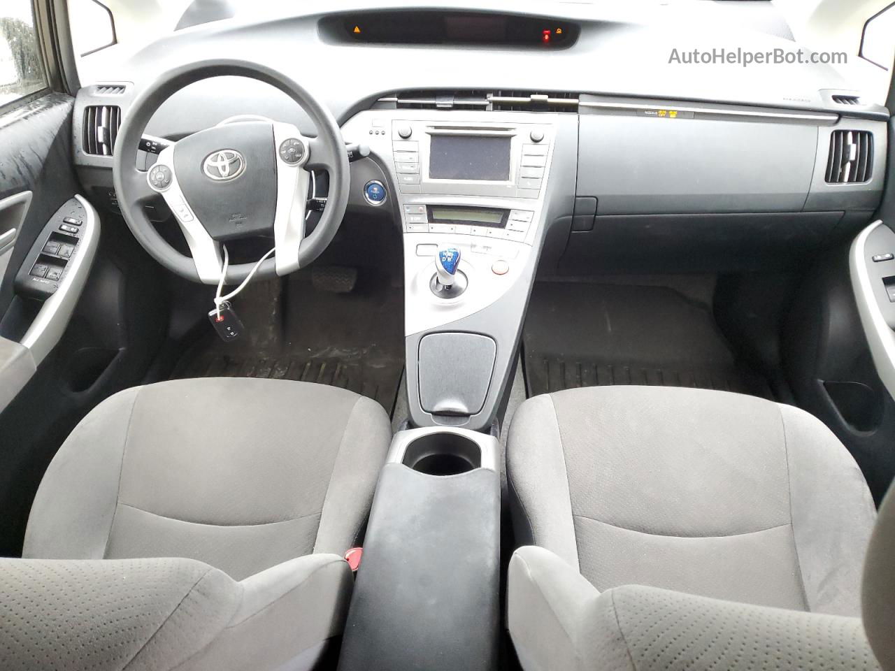 2013 Toyota Prius  Белый vin: JTDKN3DU2D1687815