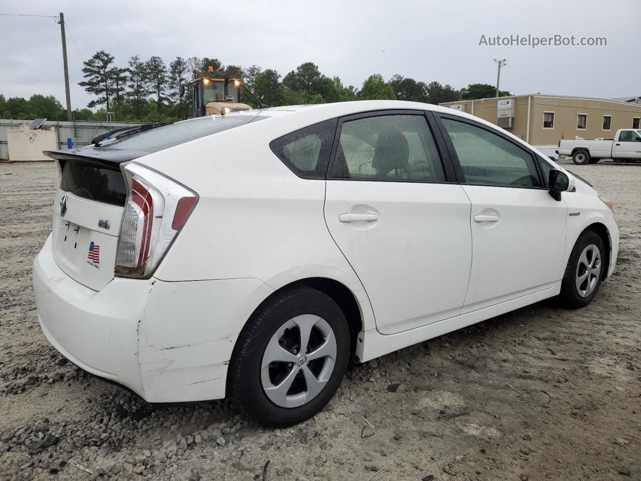 2013 Toyota Prius  White vin: JTDKN3DU2D1687815