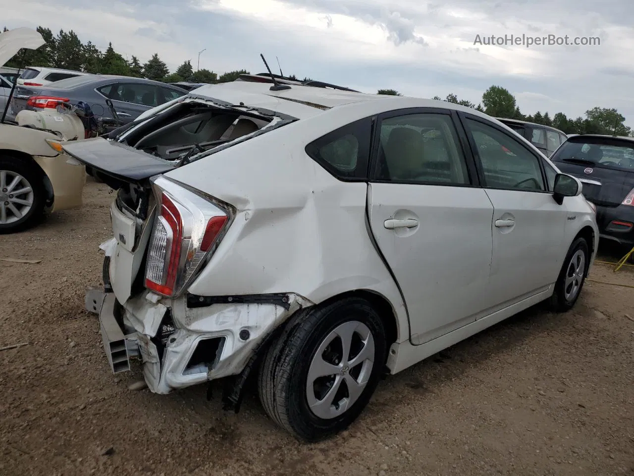 2014 Toyota Prius  Белый vin: JTDKN3DU2E0359057