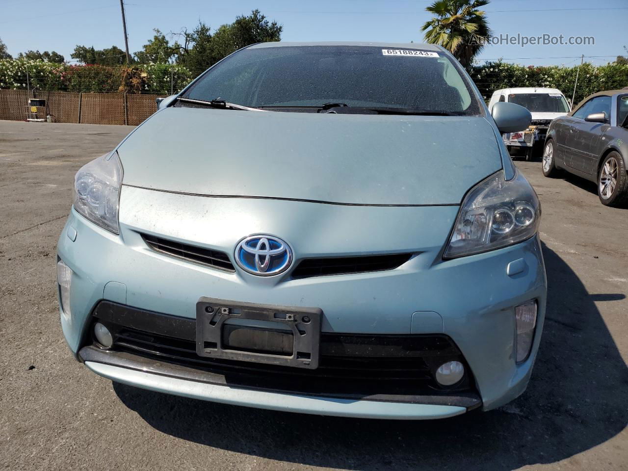 2014 Toyota Prius  Blue vin: JTDKN3DU2E1801863