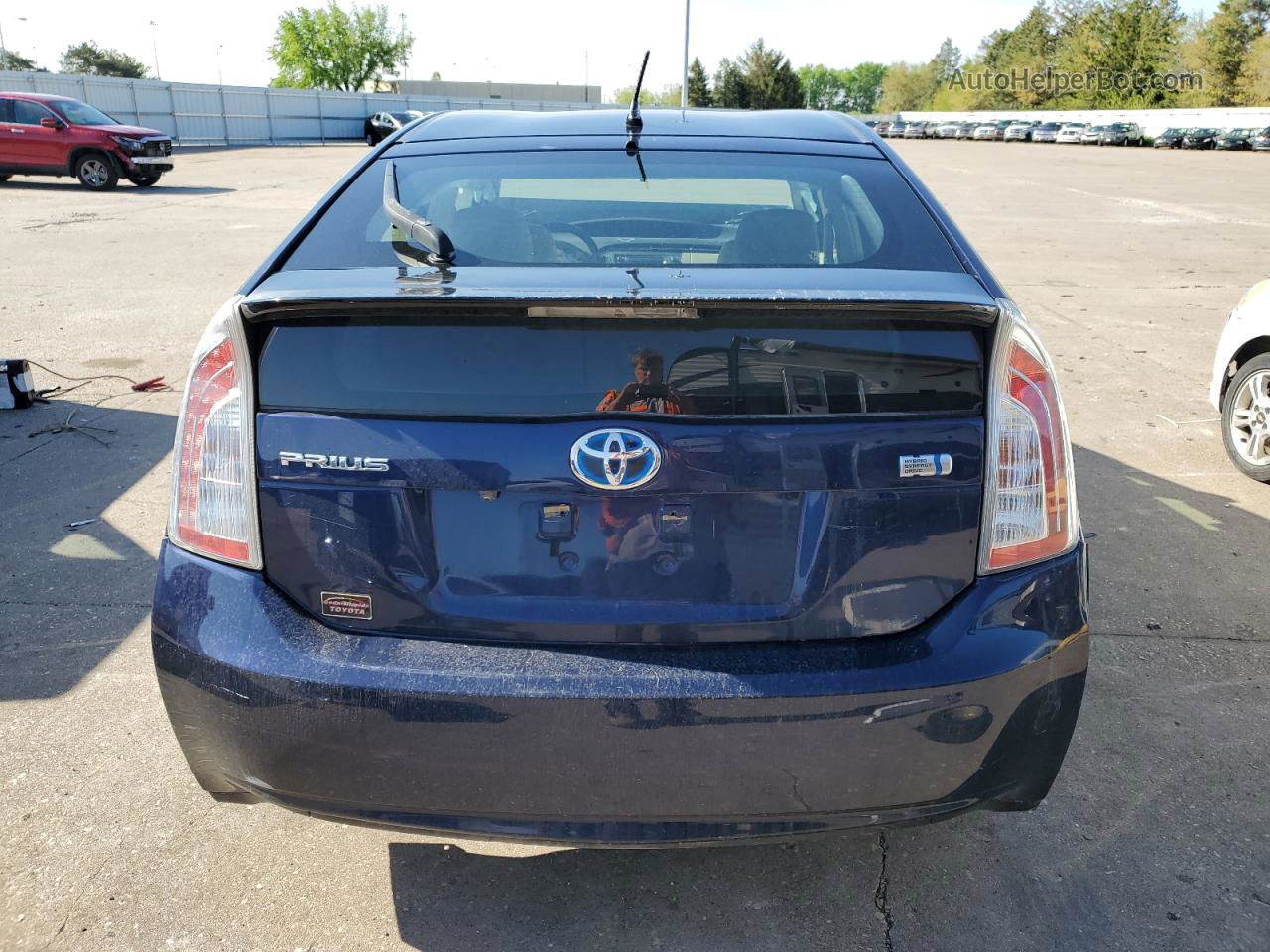 2014 Toyota Prius  Blue vin: JTDKN3DU2E1815553