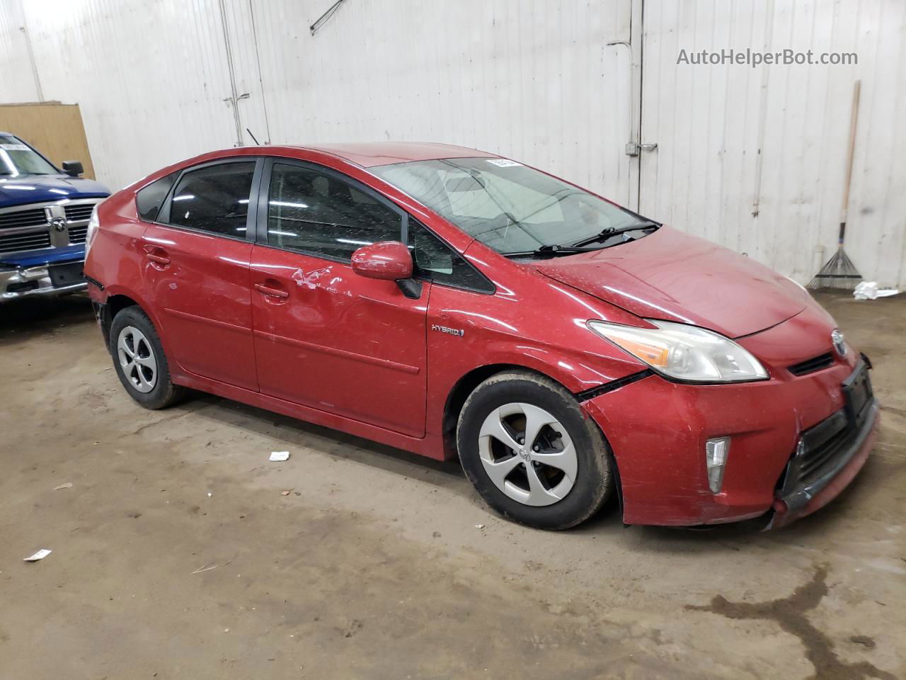 2012 Toyota Prius  Красный vin: JTDKN3DU3C5378085