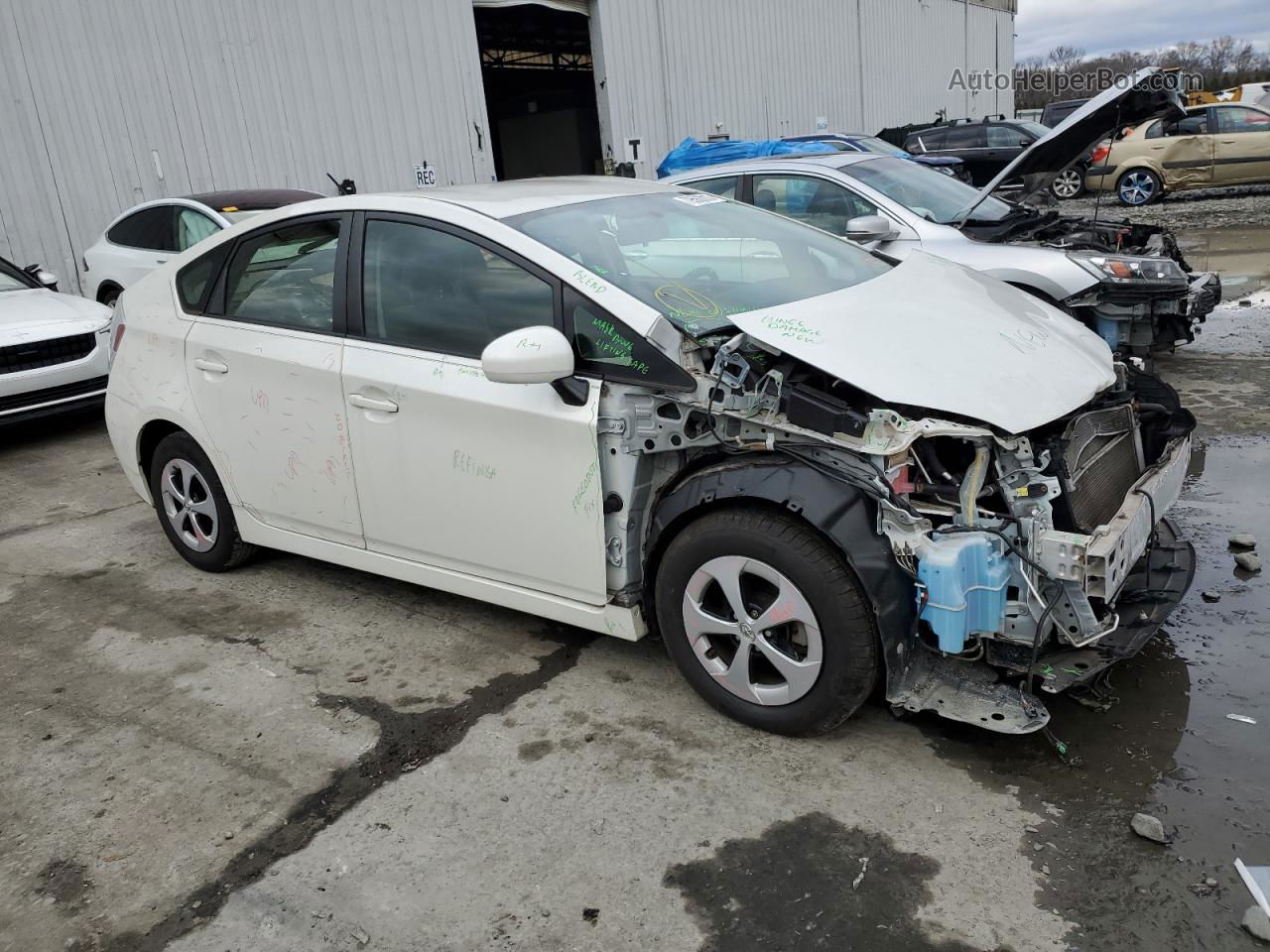 2013 Toyota Prius  White vin: JTDKN3DU3D1692893