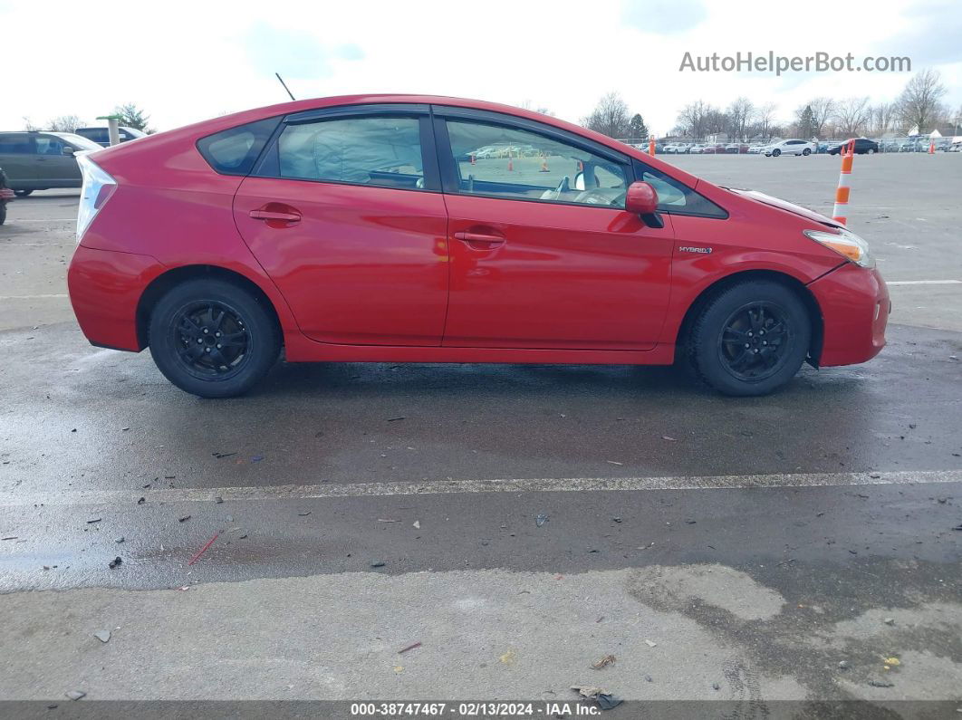 2013 Toyota Prius Four Красный vin: JTDKN3DU3D5630466