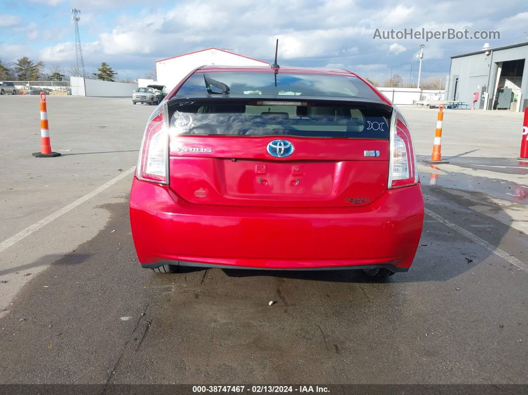 2013 Toyota Prius Four Красный vin: JTDKN3DU3D5630466