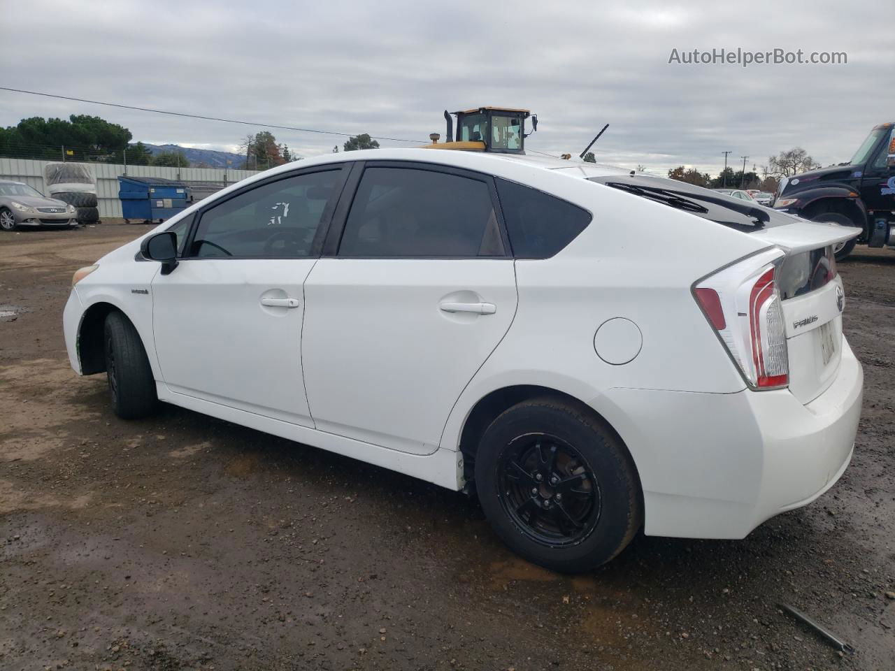 2013 Toyota Prius  White vin: JTDKN3DU3D5632251