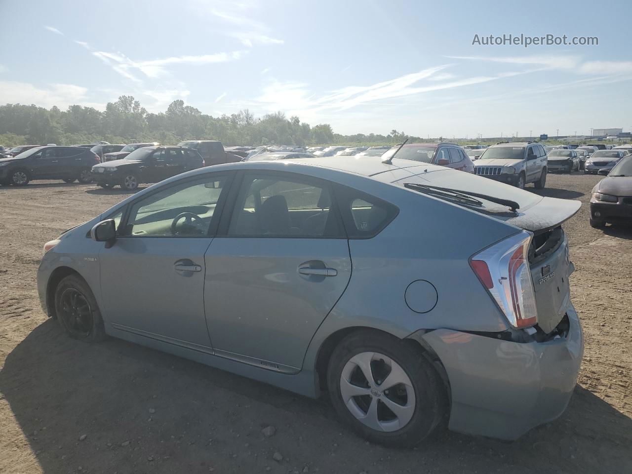 2014 Toyota Prius  Бирюзовый vin: JTDKN3DU3E1740801