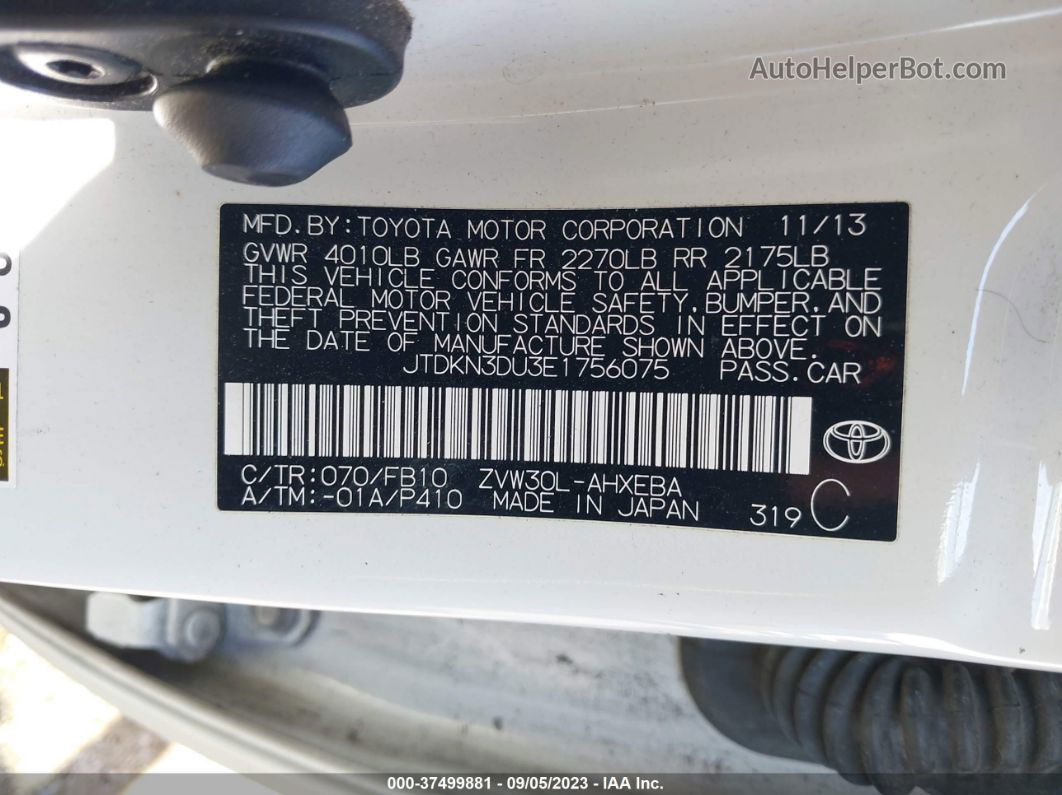 2014 Toyota Prius Two vin: JTDKN3DU3E1756075